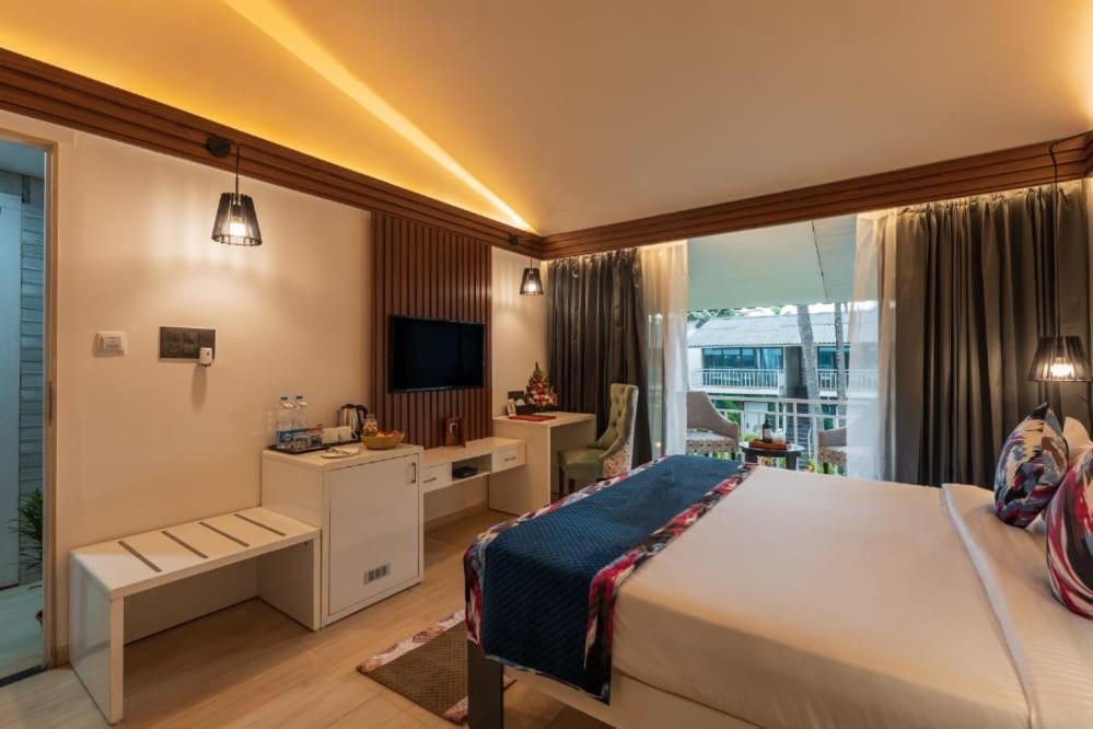 Foxoso La Beach Resort & Spa Old Goa Exteriör bild